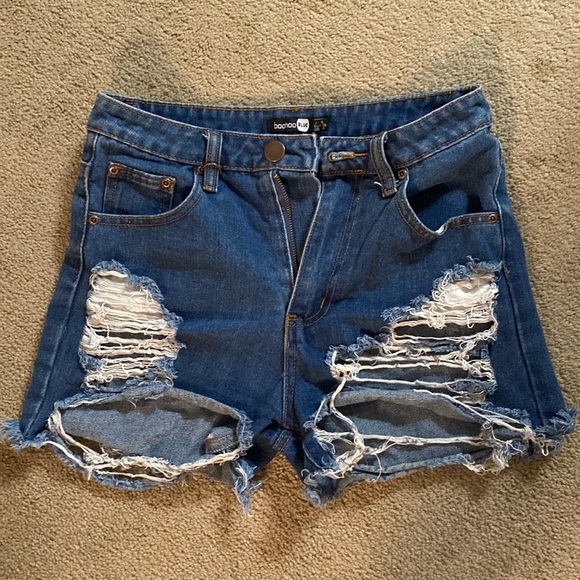Boohoo high waisted ripped shorts - Picture 1 of 2